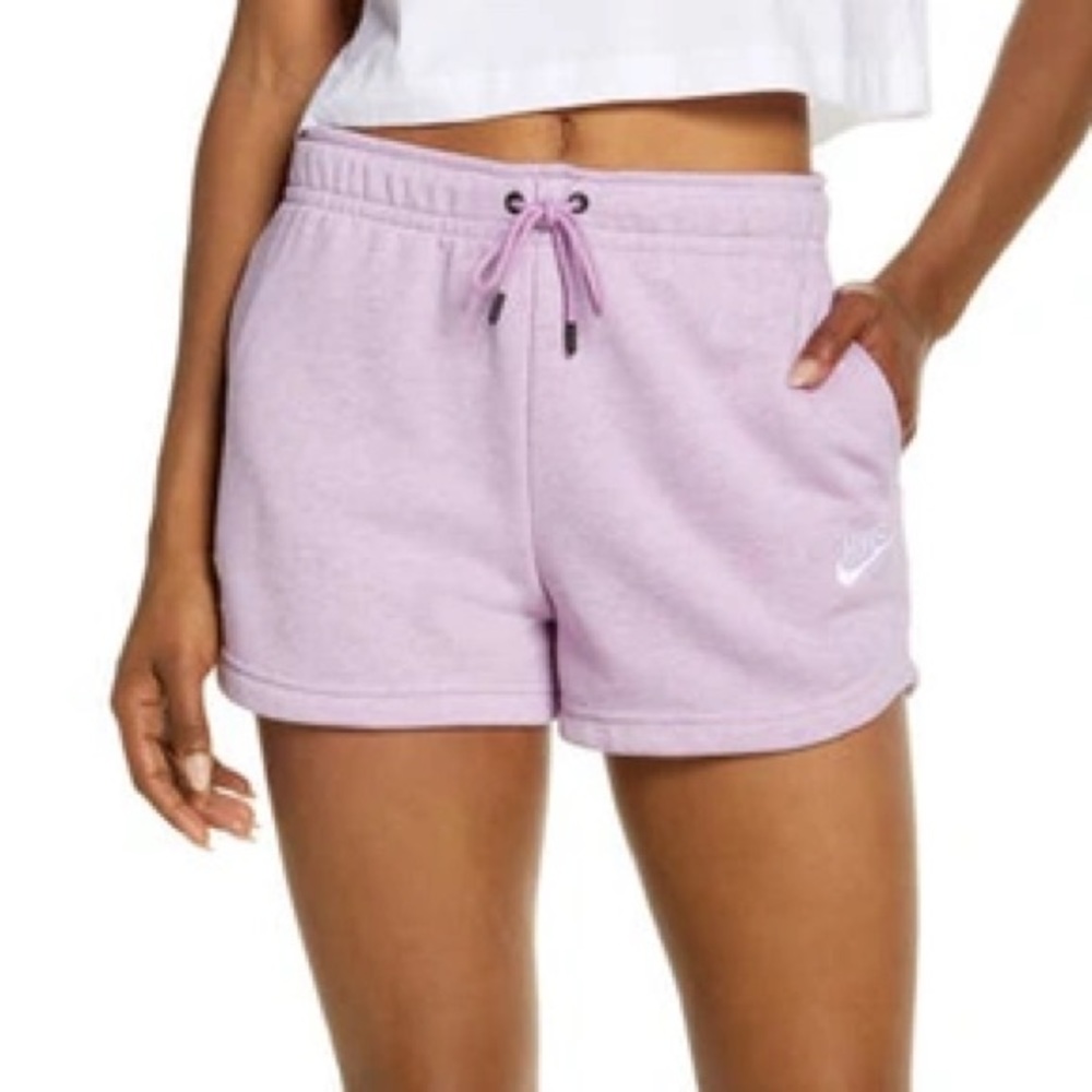 EUC Nike Essential Shorts